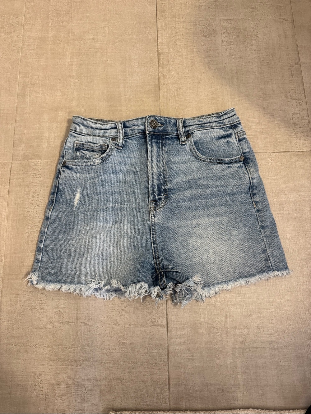 Frayed Hem Light Blue Denim Women's Shorts
